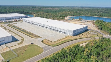 Bloomingdale Rd, Bloomingdale, GA to rent Interior Photo- Image 1 of 15