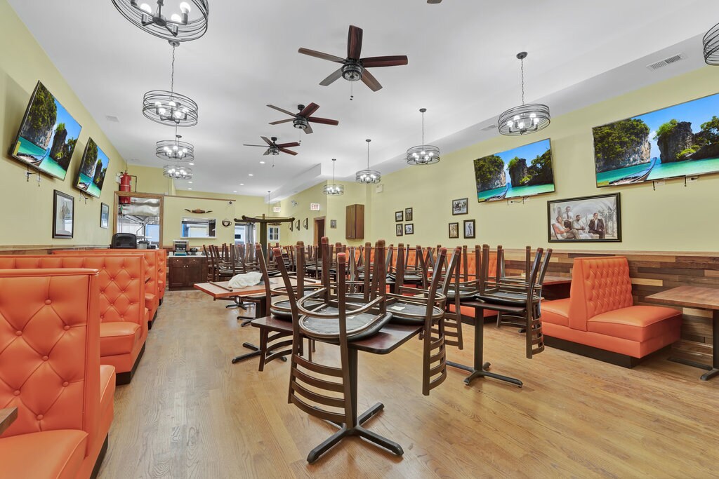 11147 S Michigan Ave, Chicago, IL for sale Interior Photo- Image 1 of 1