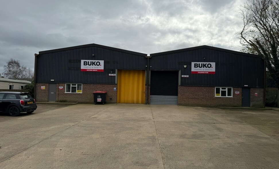Cuxham Rd, Watlington to rent - Building Photo - Image 1 of 1