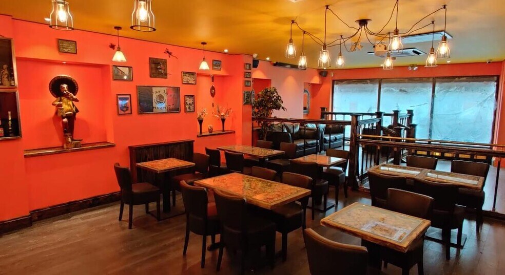 3-5 Kingston Rd, Staines for sale - Interior Photo - Image 1 of 1