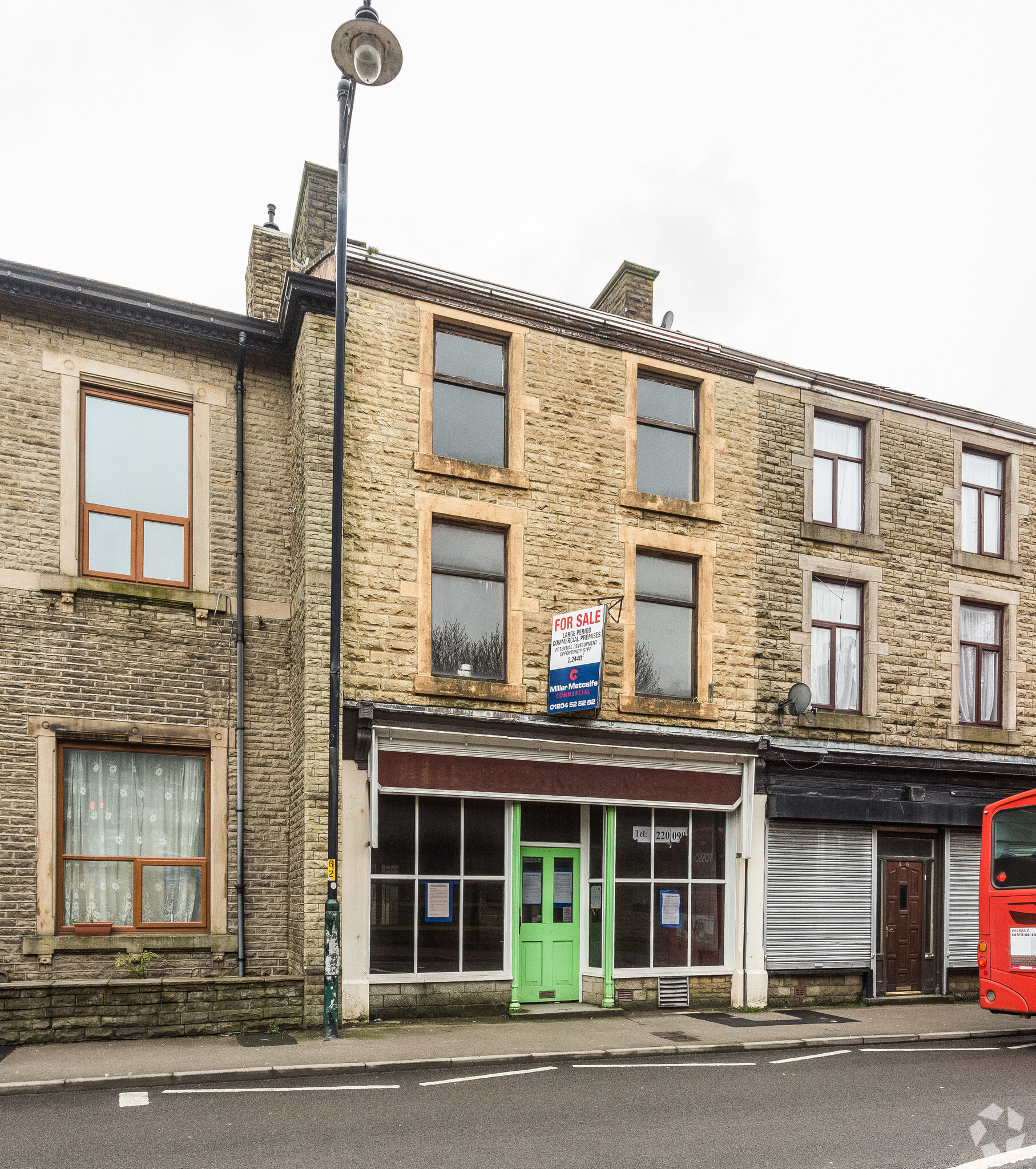 44 Manchester Rd, Rossendale for sale Primary Photo- Image 1 of 12