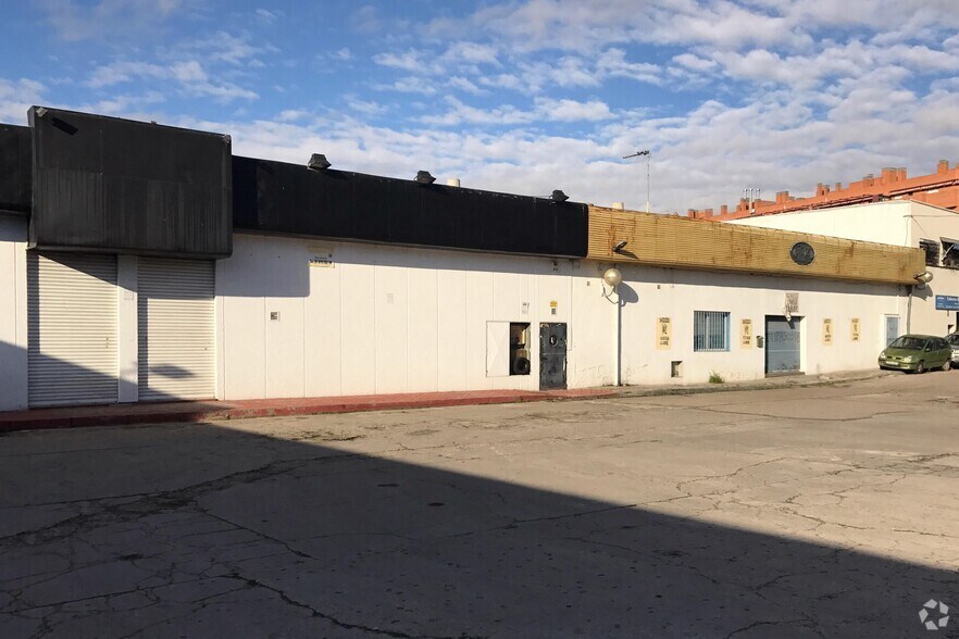 Avenida de la Constitución, 148 C, Torrejón de Ardoz, Madrid to rent - Building Photo - Image 3 of 3