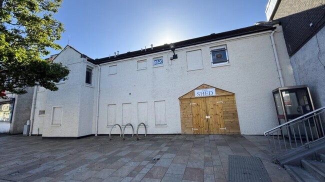 More details for 129 Main St, Kilwinning - Office, Retail to Rent