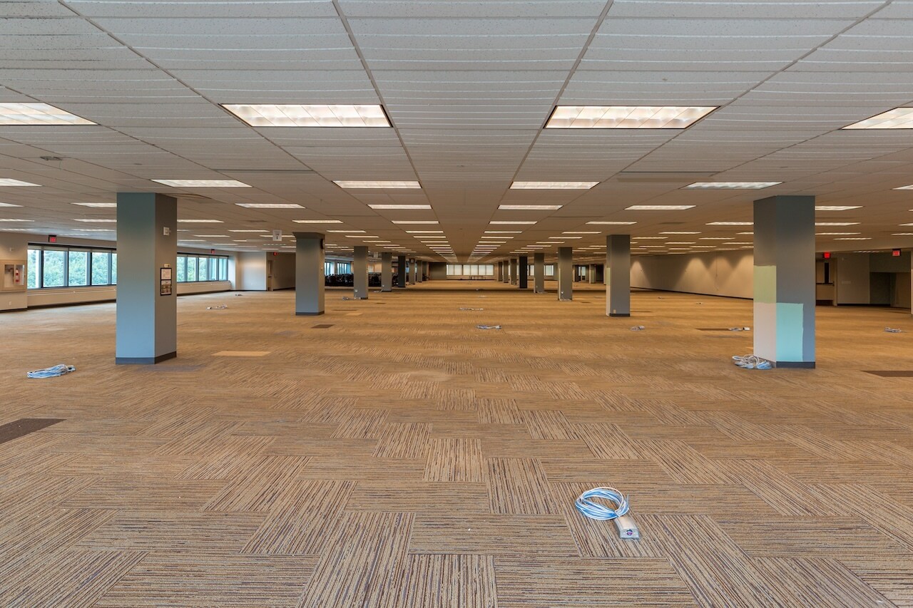 30 Ed Preate Dr, Moosic, PA to rent Interior Photo- Image 1 of 3