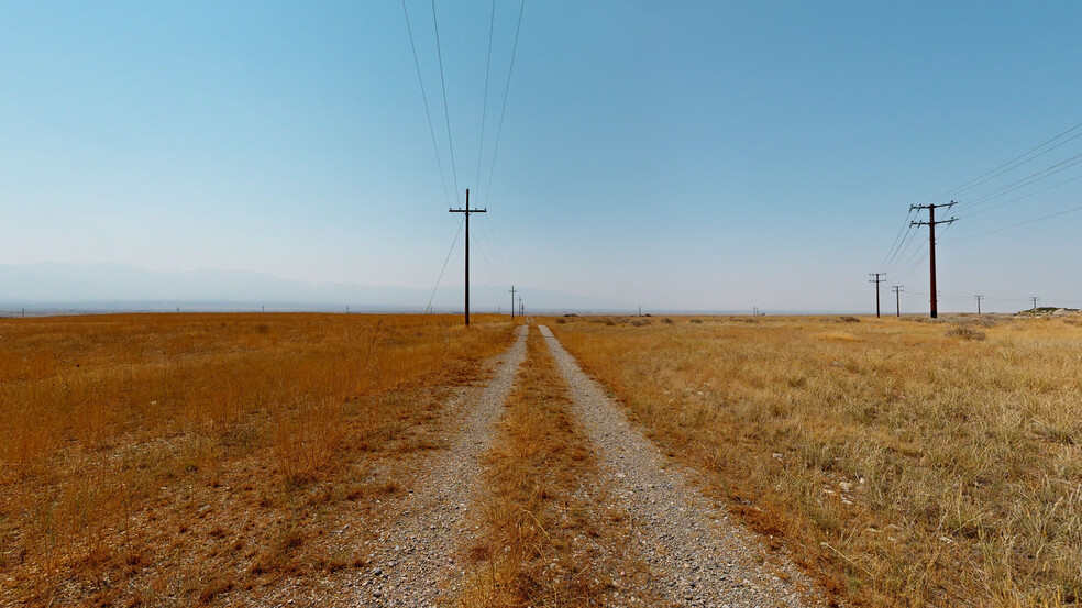 S 300 S Industrial Loop Rd, Tooele, UT for sale - Matterport 3D Scan - Image 2 of 14