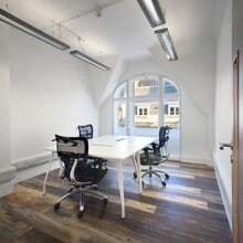 15 Hanover Sq, London to rent Interior Photo- Image 1 of 3