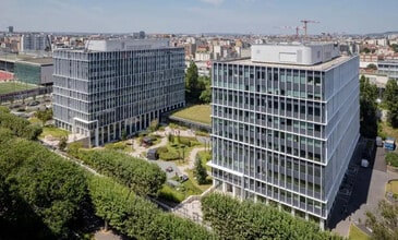 11 Avenue Dubonnet, Courbevoie, HDS - Aerial map view