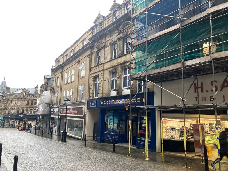 23-25 Crown St, Halifax for sale - Primary Photo - Image 1 of 1