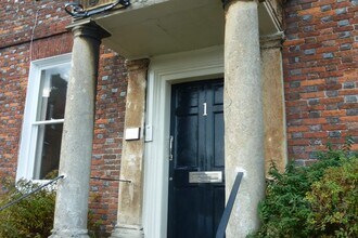 1 The Green, Marlborough to rent Building Photo- Image 1 of 7