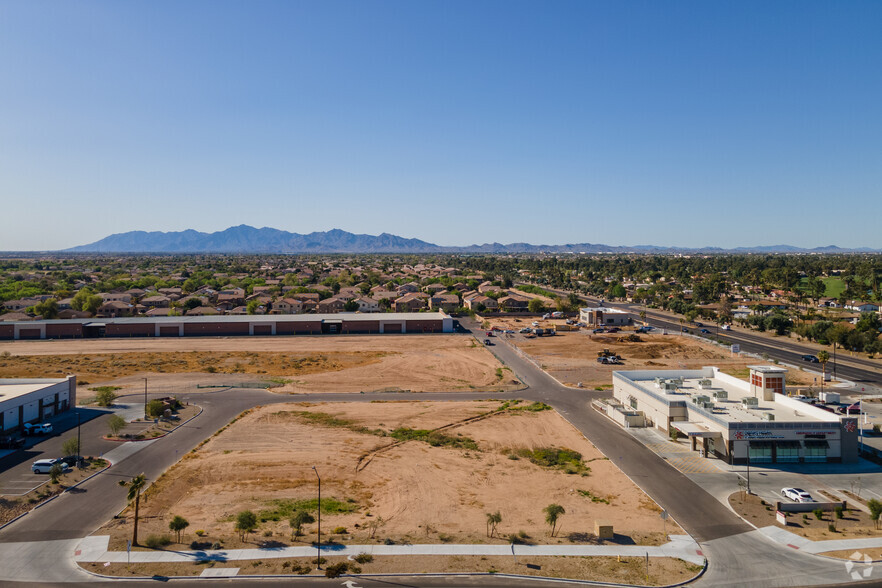 SEC Camelback Rd & Dysart Rd, Litchfield Park, AZ for rent - Building Photo - Image 1 of 3