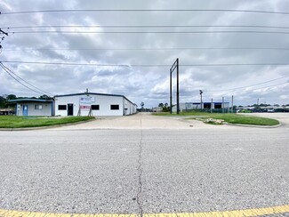 More details for 4770 Washington Blvd, Beaumont, TX - Light Industrial for Sale