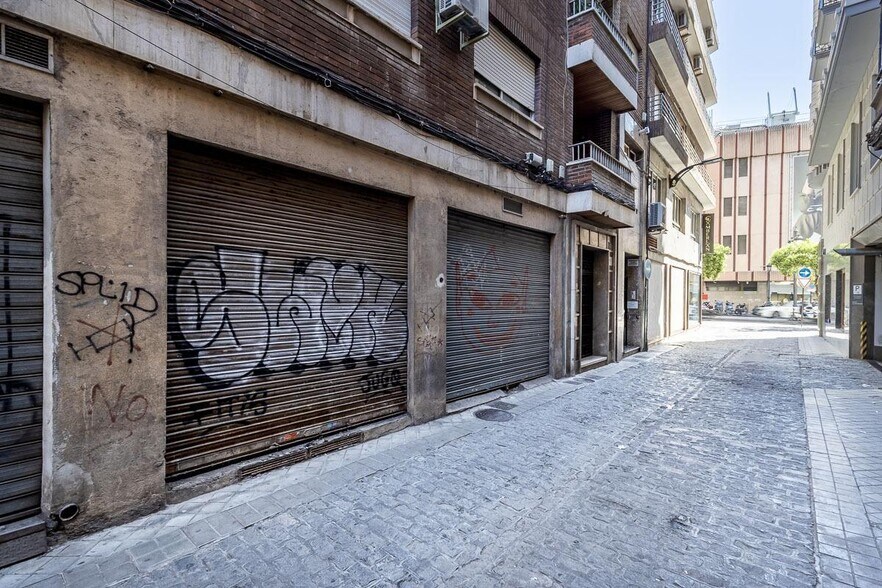 Retail in Granada, Granada for sale - Building Photo - Image 1 of 16