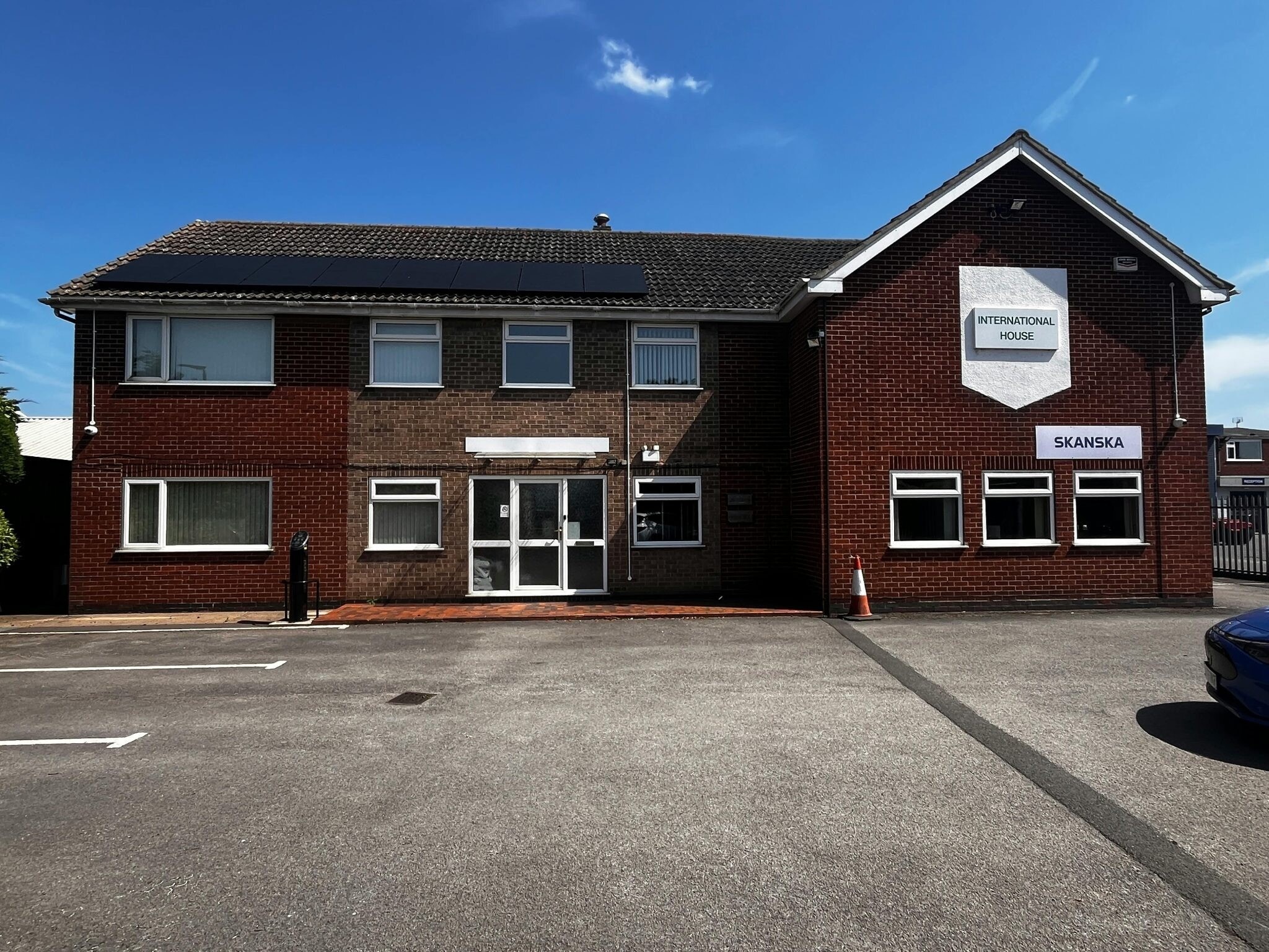 Brunel Dr, Newark to rent Building Photo- Image 1 of 11