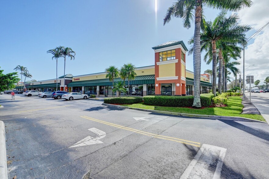 2400 N Federal Hwy, Lighthouse Point, FL for rent - Building Photo - Image 1 of 11