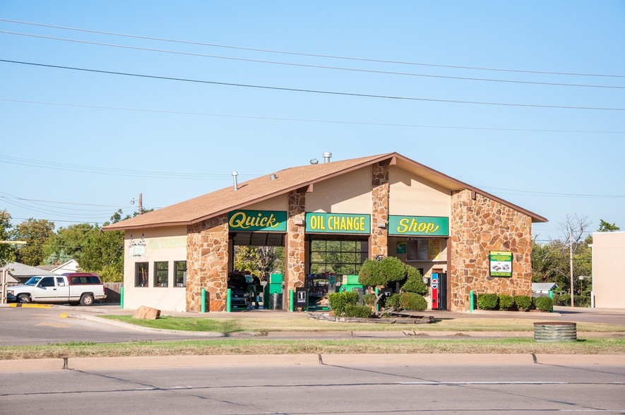 2417 NW Cache Rd, Lawton, OK for sale - Building Photo - Image 1 of 1