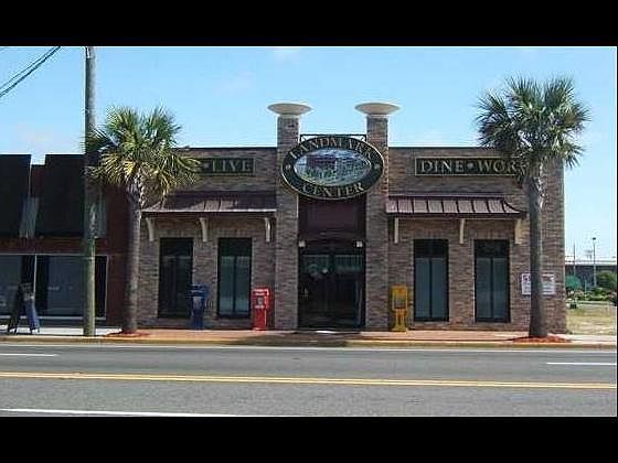 217 Miracle Strip Pky SE, Fort Walton Beach, FL for rent - Building Photo - Image 1 of 1