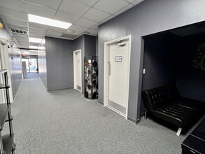 5306-5346 Peters Creek Rd, Roanoke, VA to rent Interior Photo- Image 2 of 6