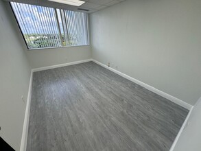 2001 Palm Beach Lakes Blvd, West Palm Beach, FL for rent Building Photo- Image 1 of 7