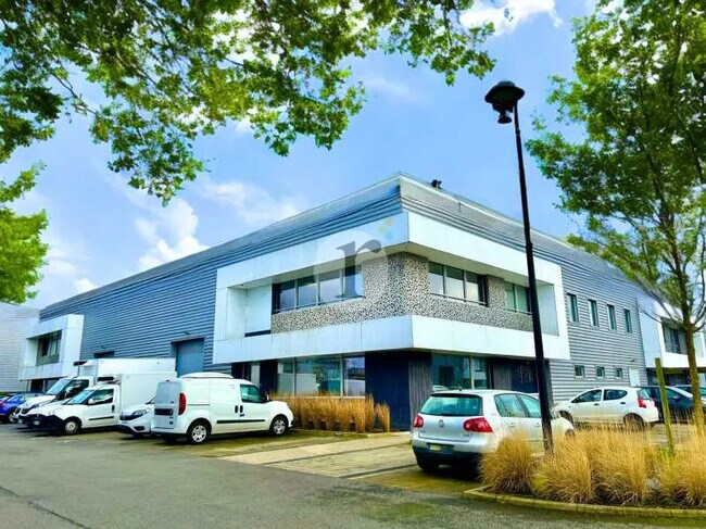 Vente Local d'activités 553 m²