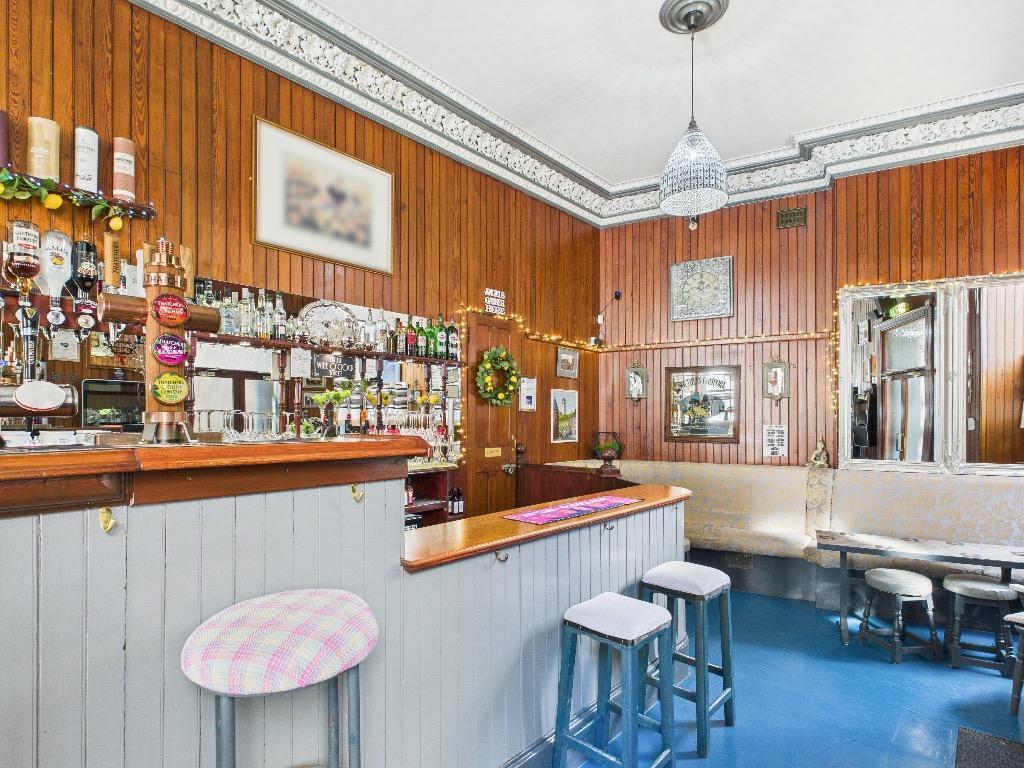 1 Silver St, Hawick for sale Primary Photo- Image 1 of 16