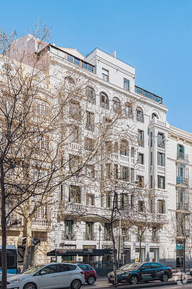 Office in Madrid, Madrid to rent - Building Photo - Image 3 of 4