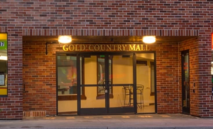 882-886 Lincoln Way, Auburn, CA to rent - Building Photo - Image 2 of 3