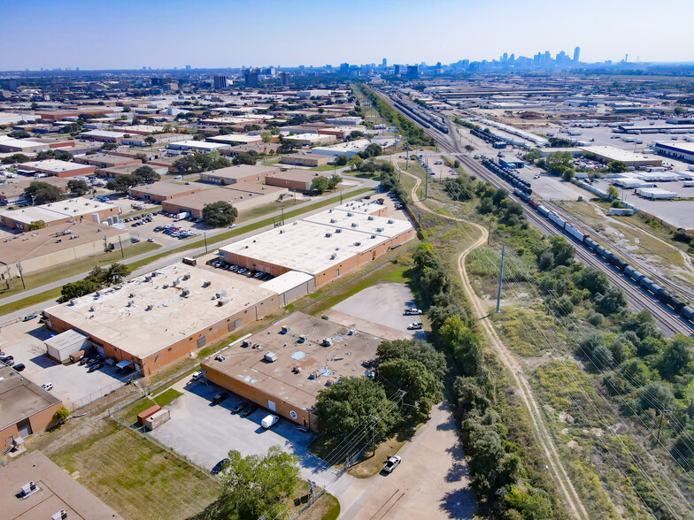 9030 Viscount Row, Dallas, TX for sale - Building Photo - Image 2 of 6