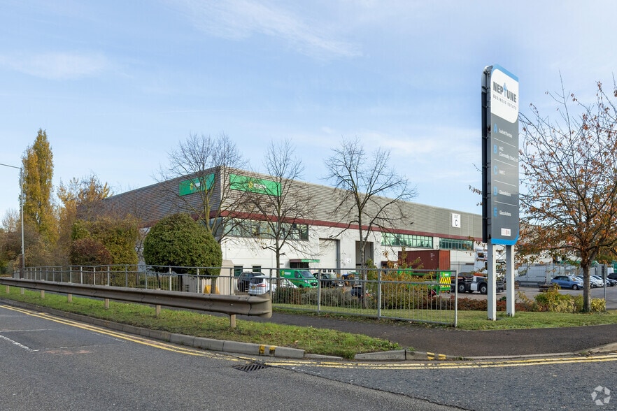 Dolphin Way, Purfleet for sale - Primary Photo - Image 1 of 1