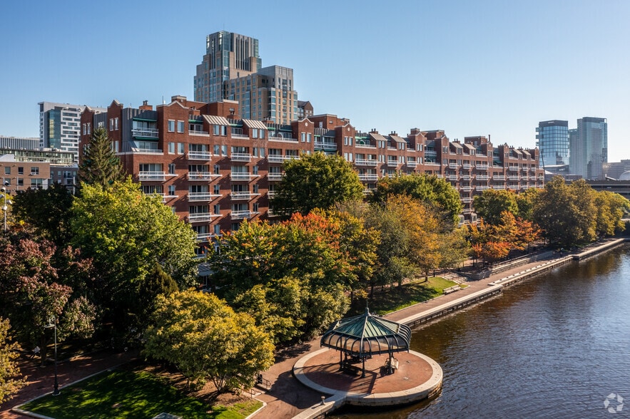 4 Canal Park, Cambridge, MA for sale - Building Photo - Image 3 of 4