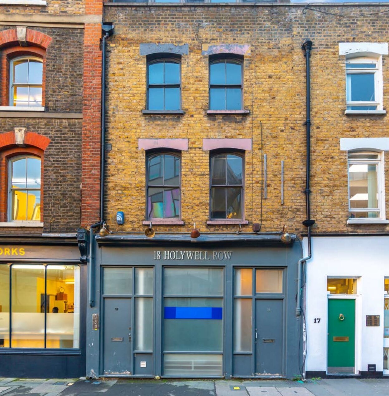 18 Holywell Row, London for sale Primary Photo- Image 1 of 1