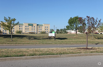 1815 Airport Exchange Blvd, Erlanger, KY for sale Primary Photo- Image 1 of 1