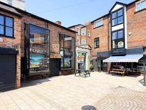 7-8 Goose Green, Altrincham to rent Building Photo- Image 2 of 2