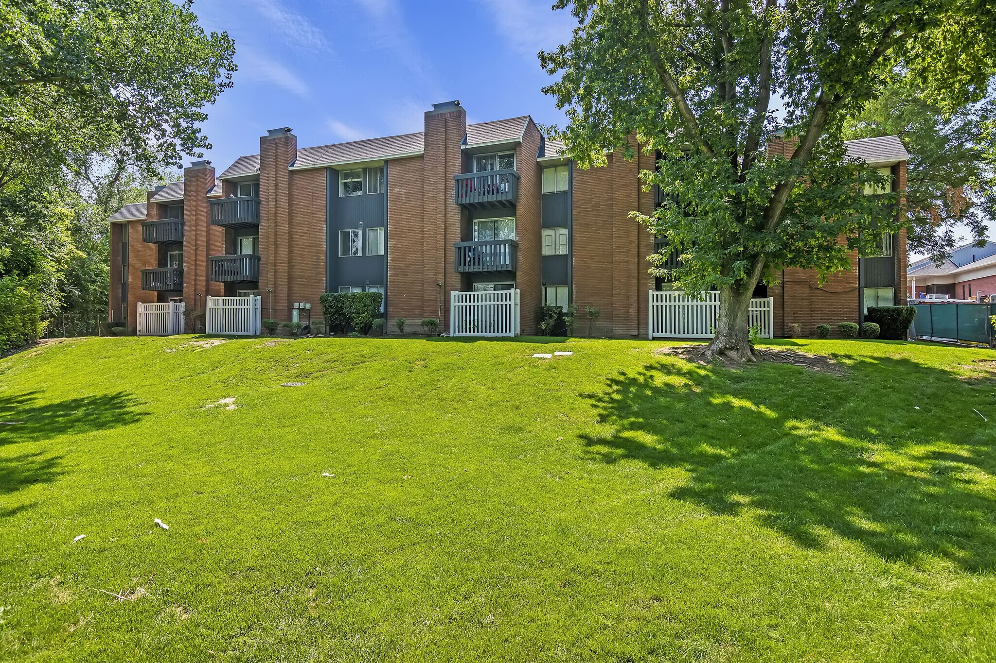 309 E 4500 S, Salt Lake City, UT for sale Building Photo- Image 1 of 1