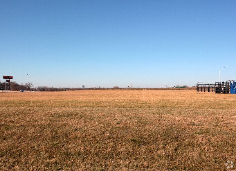 48th St SE, Rochester, MN for sale - Primary Photo - Image 1 of 1