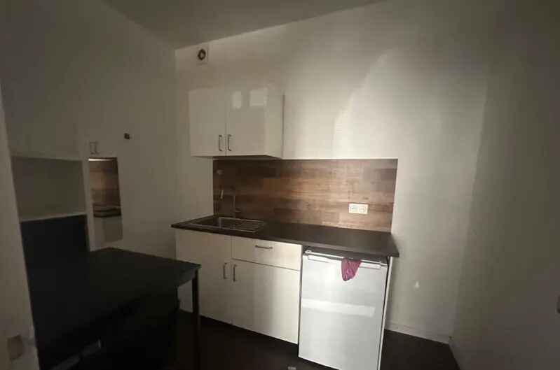 Office in Boulogne-Billancourt to rent - Building Photo - Image 3 of 5