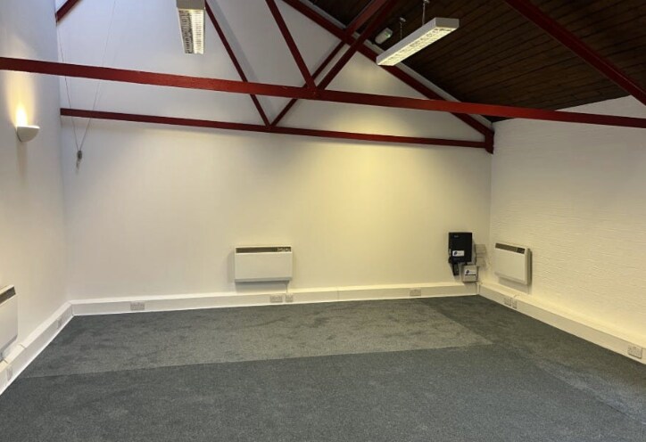 Higham Mead, Chesham, BKM HP5 2AH - Unit 11 -  - Interior Photo - Image 1 of 3