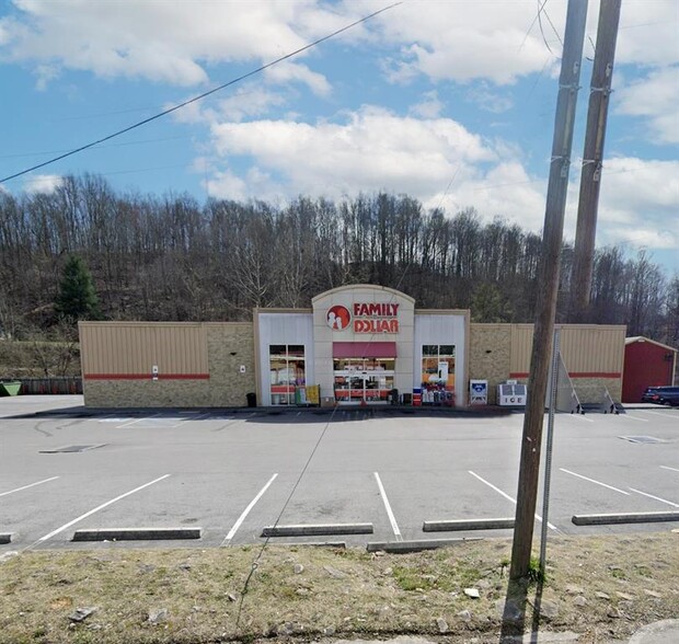 202 Front St E, Coeburn, VA for sale - Building Photo - Image 1 of 8