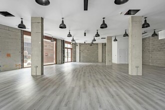 14 Tandy Pl, London to rent Interior Photo- Image 2 of 15