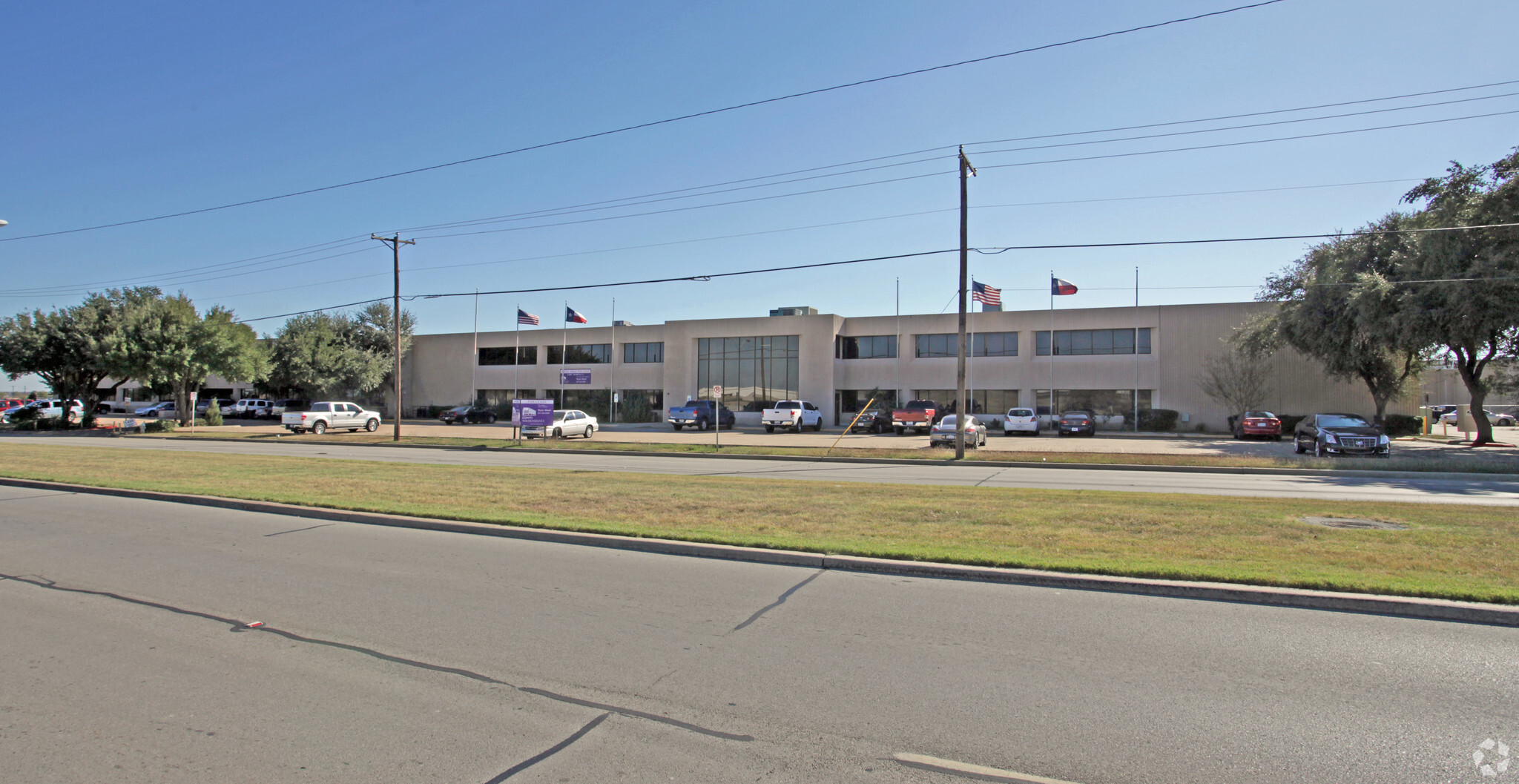 1400 Everman Pky, Fort Worth, TX for rent Building Photo- Image 1 of 19