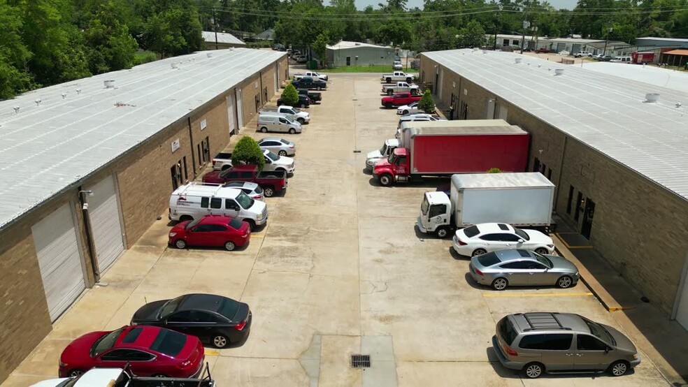 9135 Spring Branch Dr, Houston, TX for rent - Commercial Listing Video - Image 3 of 8