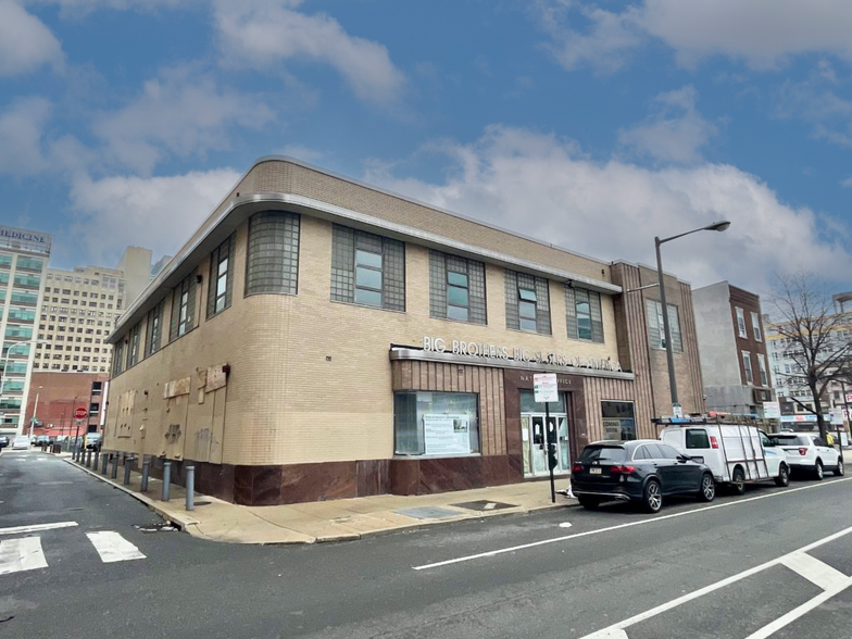 230 N 13th St, Philadelphia, PA for sale - Building Photo - Image 1 of 10