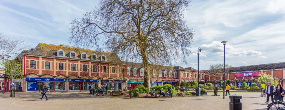 Clevedon Triangle Centre, Clevedon for sale - Building Photo - Image 1 of 1