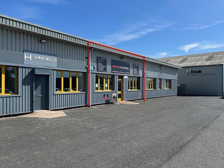Cannel Rd, Burntwood to rent - Building Photo - Image 1 of 2