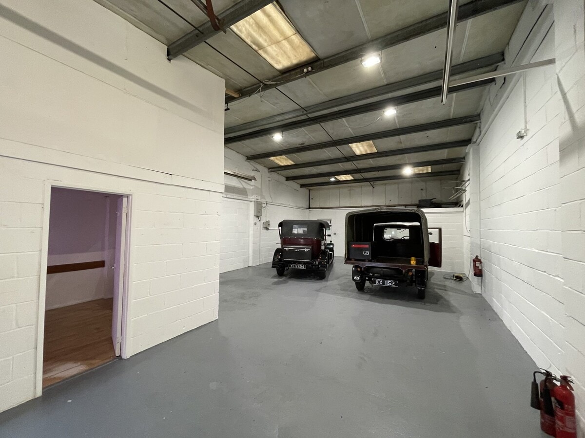 Watery Ln, Kemsing, KEN TN15 6PJ - Unit 12 -  - Interior Photo - Image 1 of 3