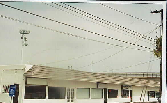 22017-22029 S. Figueroa portfolio of 2 properties for sale on LoopNet.co.uk - Building Photo - Image 2 of 2