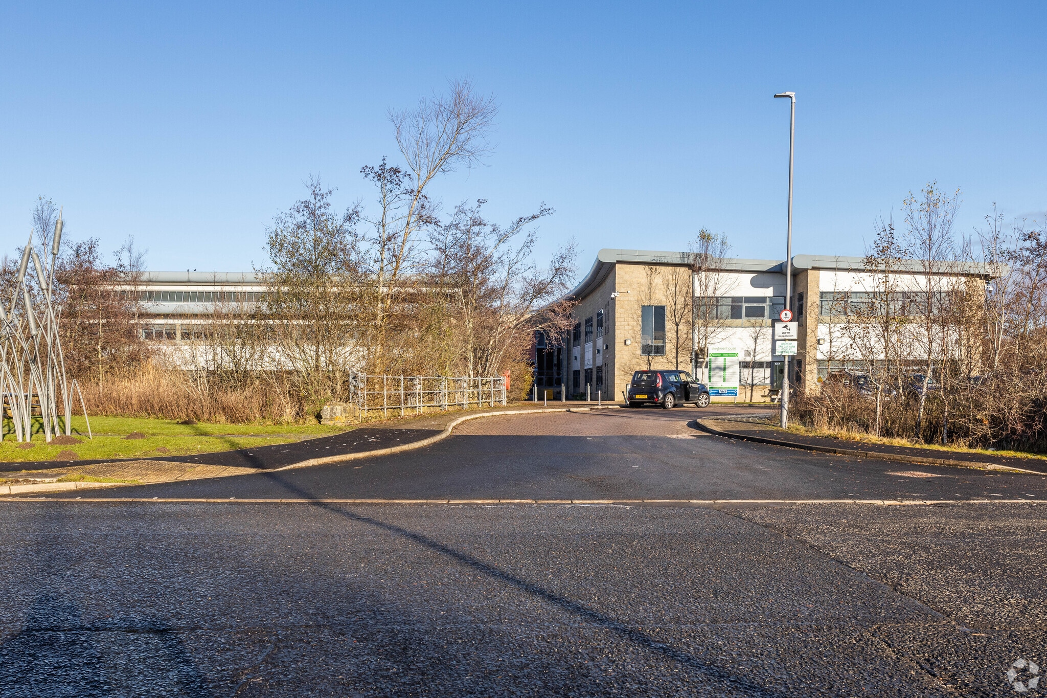 Amos Dr, Stanley to rent Primary Photo- Image 1 of 3