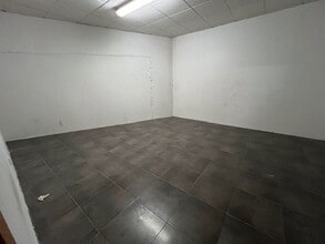 Retail in Illescas, Toledo to rent Interior Photo- Image 2 of 10