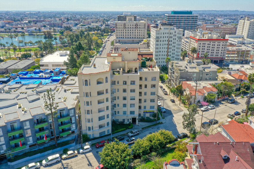 2430 Ocean View Ave, Los Angeles, CA for sale - Building Photo - Image 3 of 98