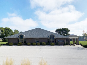 6404 Rothman Rd, Fort Wayne, IN for rent Building Photo- Image 1 of 5