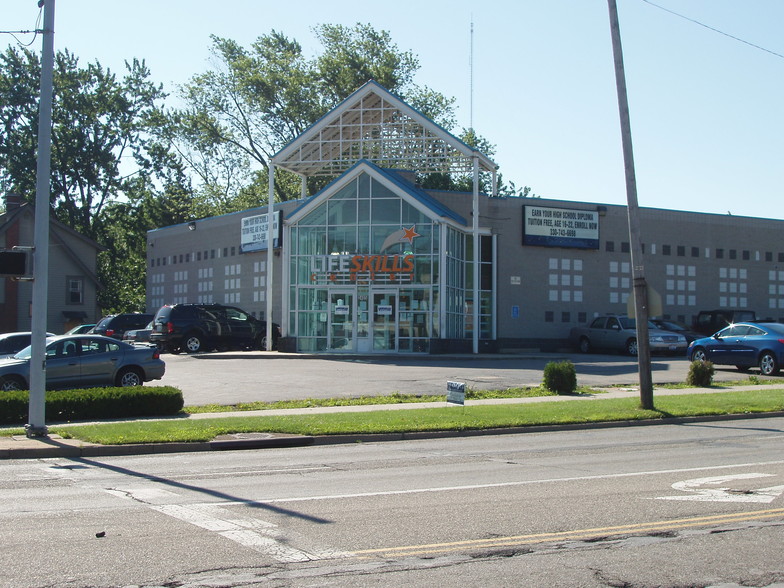 3405 Market St, Youngstown, OH for sale - Building Photo - Image 1 of 2